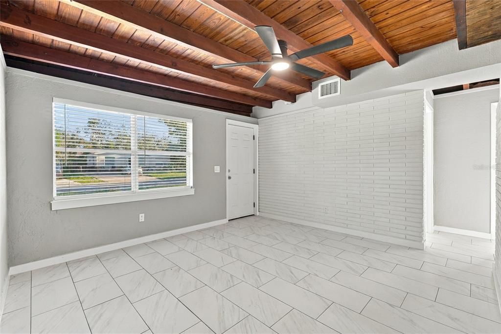 В аренду: $2,700 (3 спален, 2 ванн, 912 Квадратных фут)