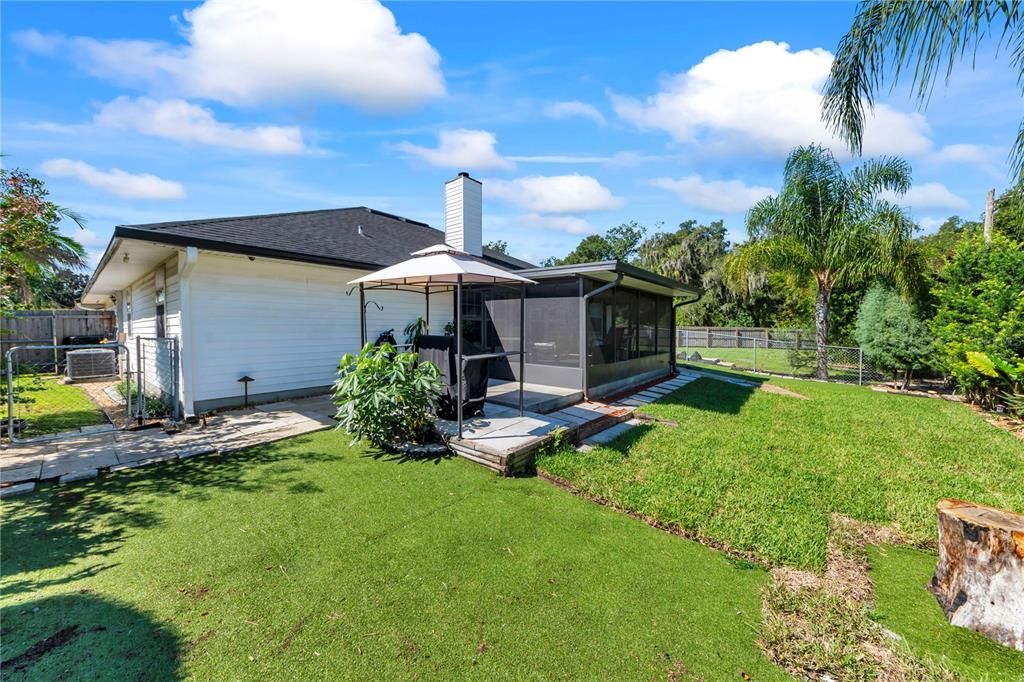 На продажу: $325,000 (3 спален, 2 ванн, 1615 Квадратных фут)