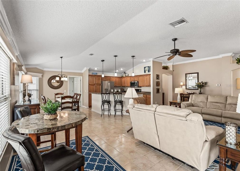 For Sale: $424,900 (3 beds, 2 baths, 1685 Square Feet)