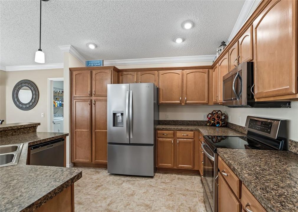 For Sale: $424,900 (3 beds, 2 baths, 1685 Square Feet)