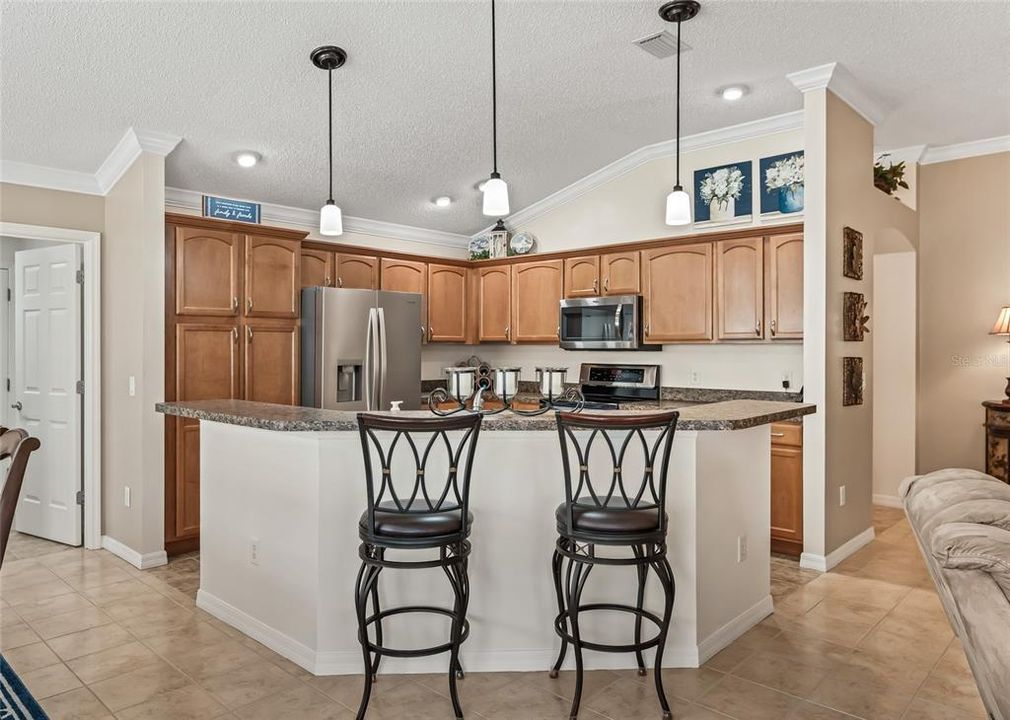 For Sale: $424,900 (3 beds, 2 baths, 1685 Square Feet)