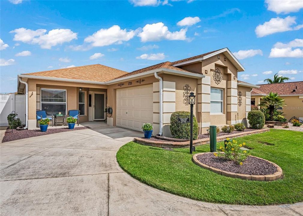For Sale: $424,900 (3 beds, 2 baths, 1685 Square Feet)