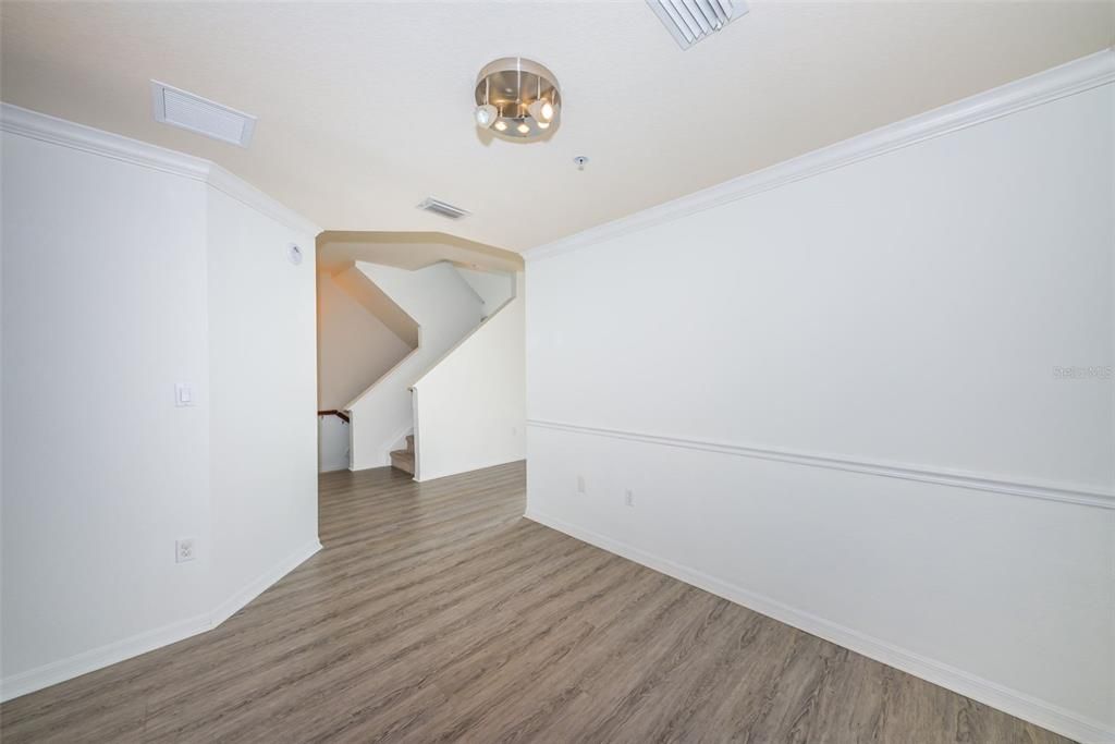 For Rent: $3,950 (3 beds, 3 baths, 1907 Square Feet)