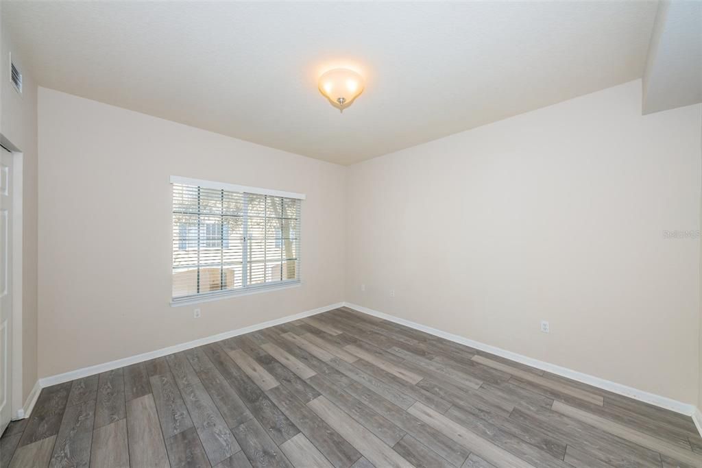 For Rent: $3,950 (3 beds, 3 baths, 1907 Square Feet)