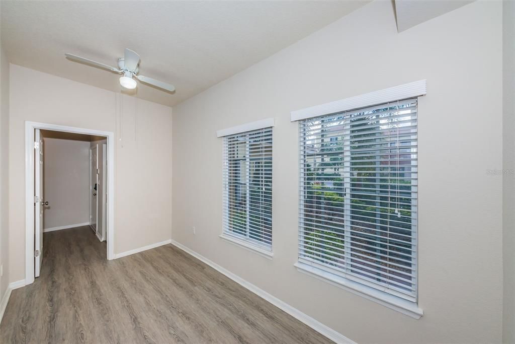 For Rent: $3,950 (3 beds, 3 baths, 1907 Square Feet)