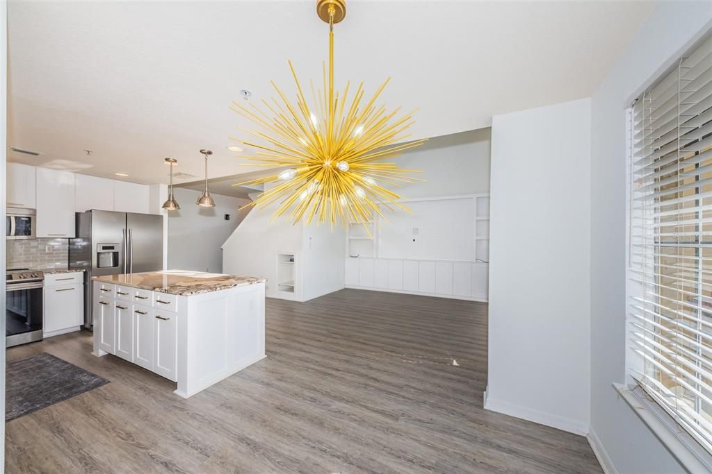 For Rent: $3,950 (3 beds, 3 baths, 1907 Square Feet)