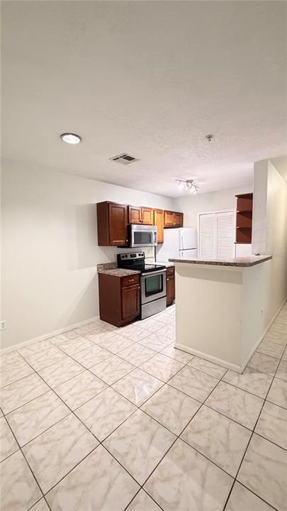 En Venta: $204,900 (3 camas, 2 baños, 1199 Pies cuadrados)