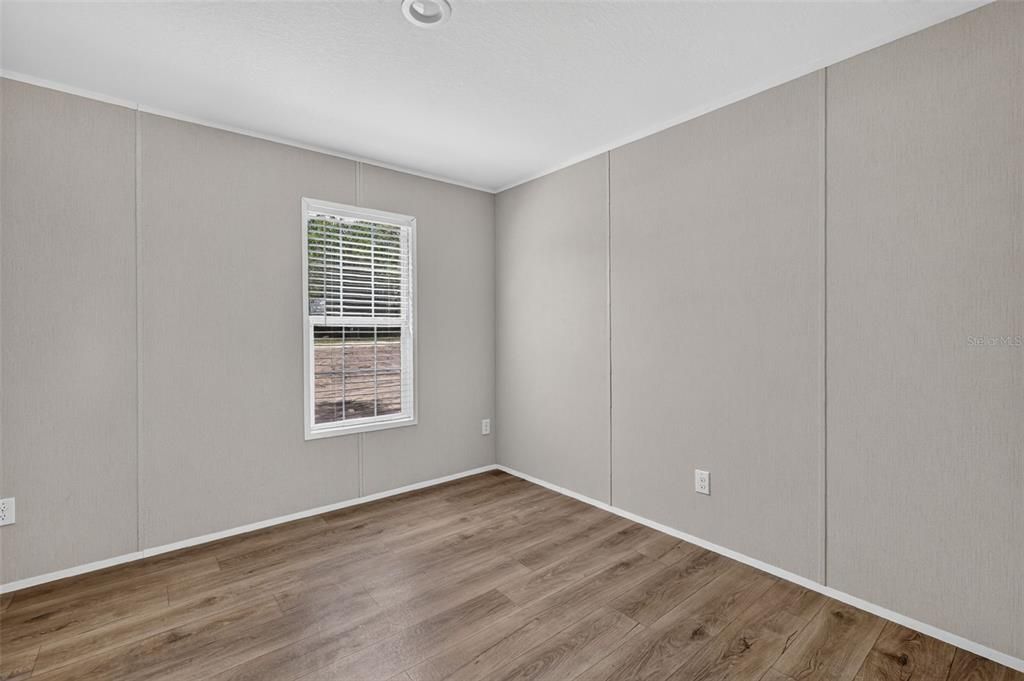 For Sale: $244,900 (3 beds, 2 baths, 1493 Square Feet)