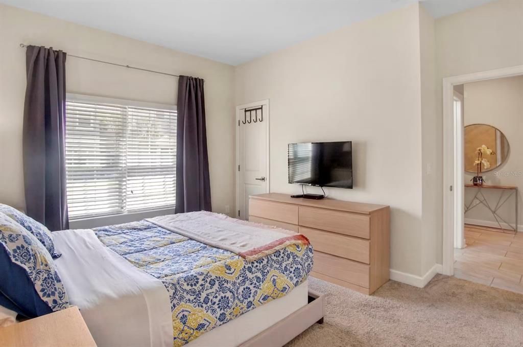 En Venta: $475,000 (4 camas, 3 baños, 1914 Pies cuadrados)