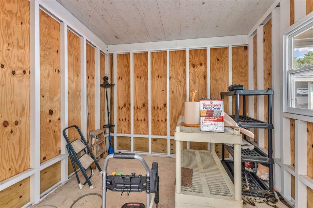 For Sale: $128,000 (2 beds, 2 baths, 1156 Square Feet)
