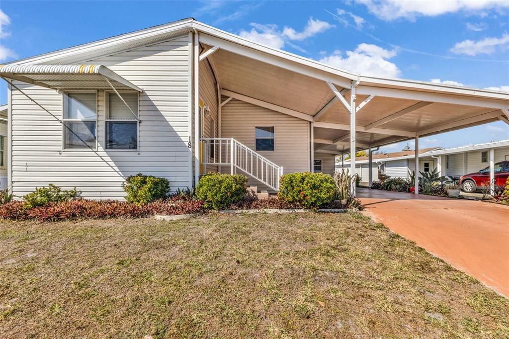For Sale: $128,000 (2 beds, 2 baths, 1156 Square Feet)