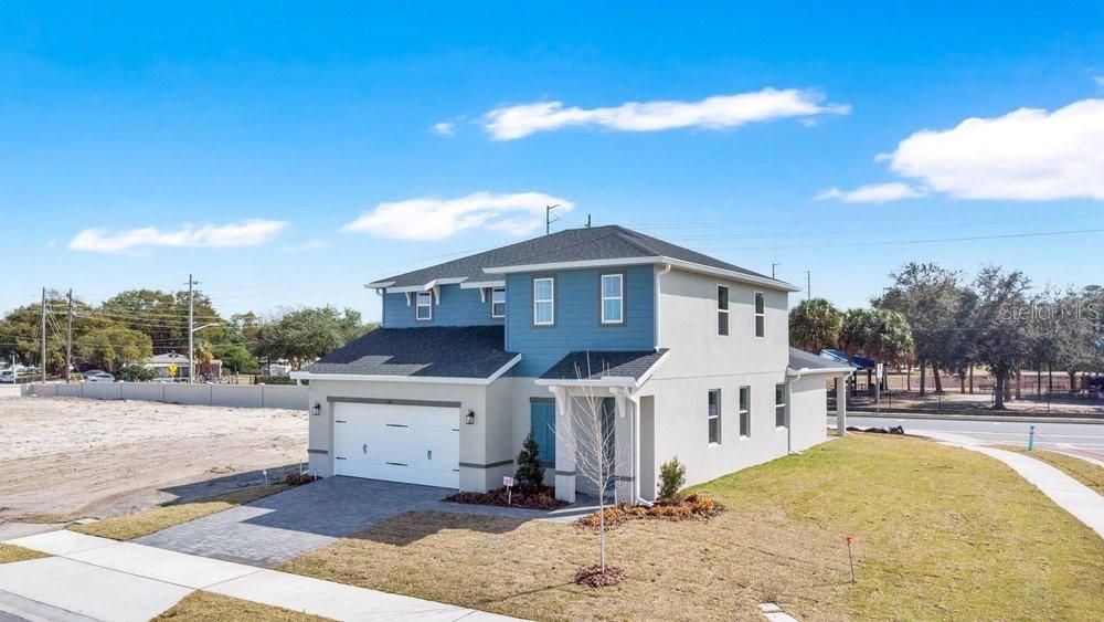En Venta: $568,900 (5 camas, 3 baños, 2594 Pies cuadrados)