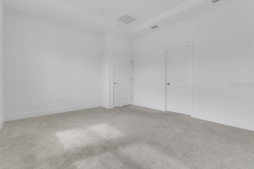 En Venta: $568,900 (5 camas, 3 baños, 2594 Pies cuadrados)