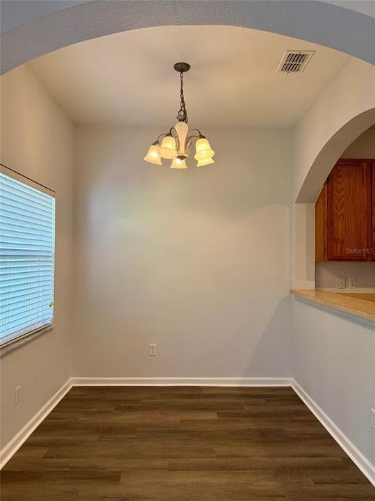 For Rent: $2,200 (3 beds, 2 baths, 1116 Square Feet)