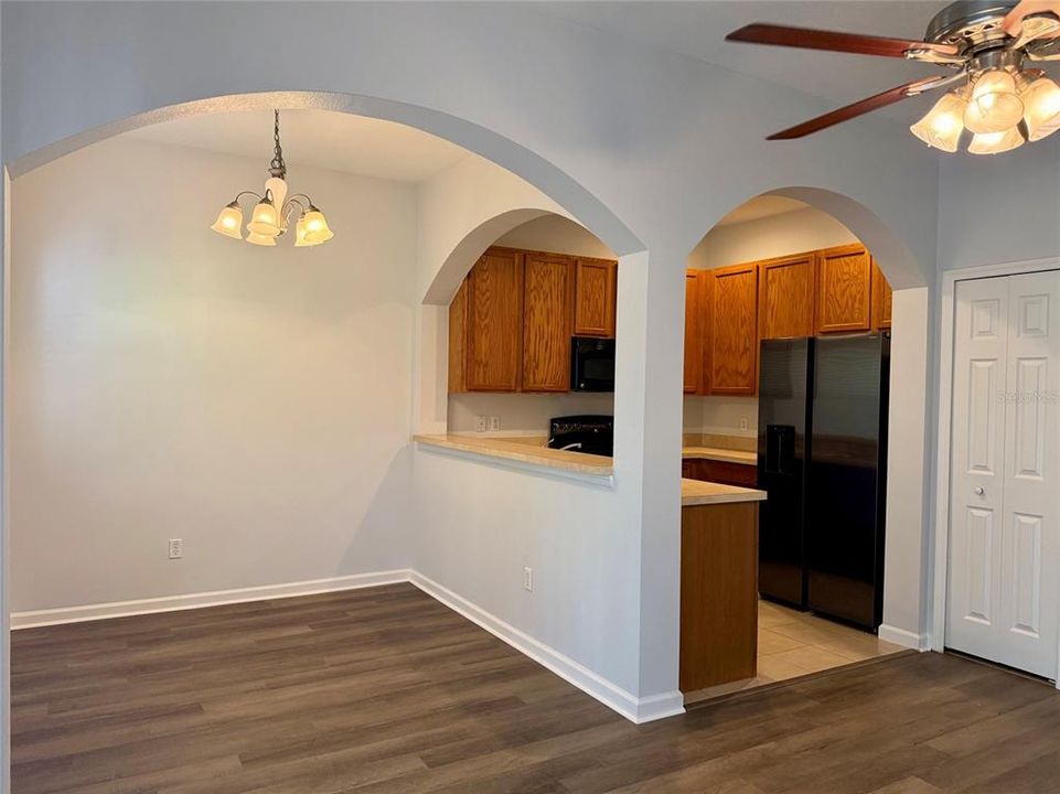 For Rent: $2,200 (3 beds, 2 baths, 1116 Square Feet)