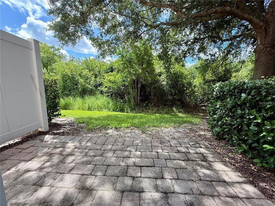For Rent: $2,200 (3 beds, 2 baths, 1116 Square Feet)