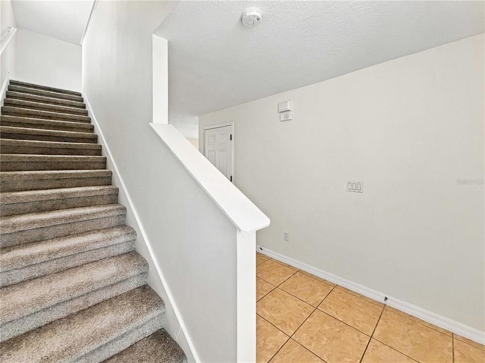 En Venta: $359,900 (3 camas, 2 baños, 1828 Pies cuadrados)