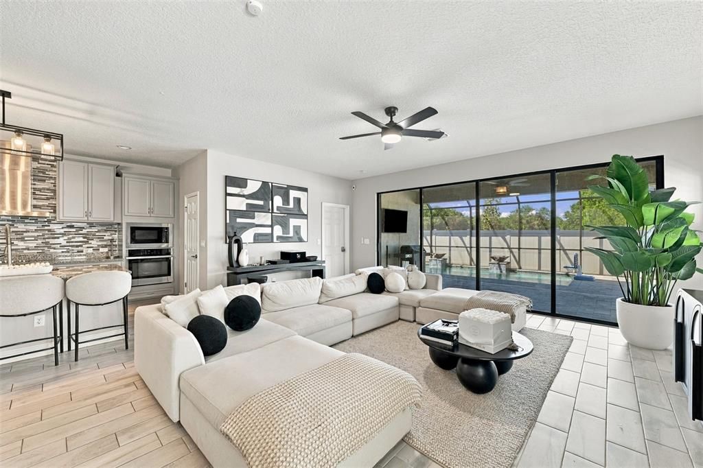 For Sale: $499,999 (4 beds, 2 baths, 2100 Square Feet)