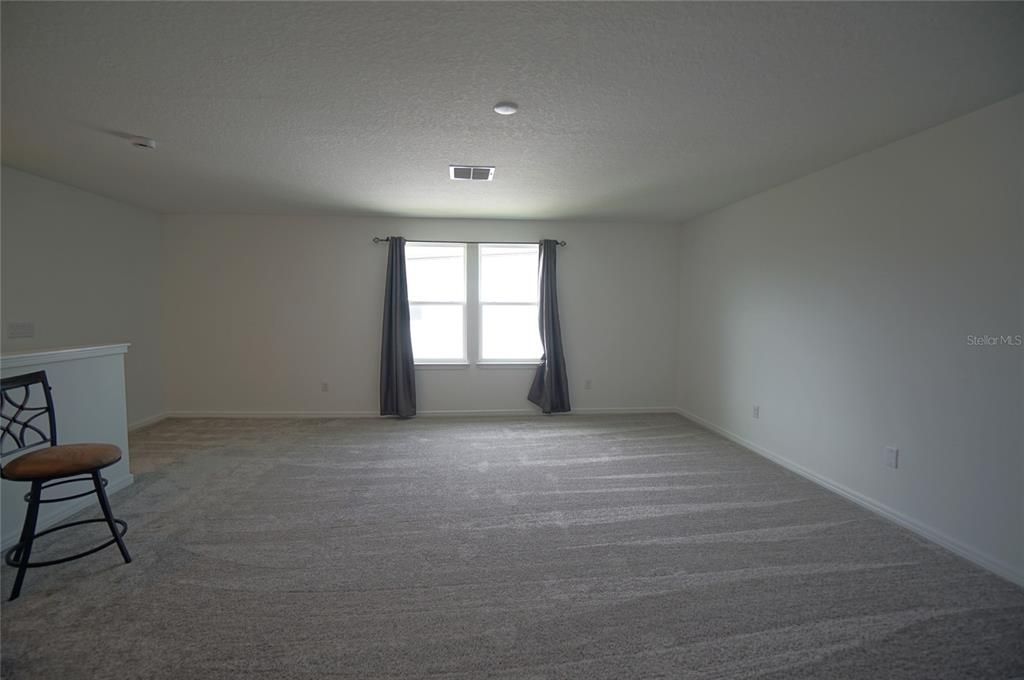 En Renta: $2,700 (5 camas, 4 baños, 2890 Pies cuadrados)