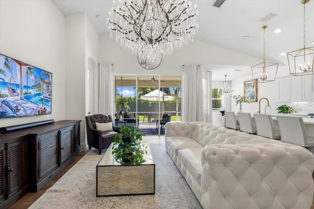 For Sale: $559,000 (2 beds, 2 baths, 1771 Square Feet)