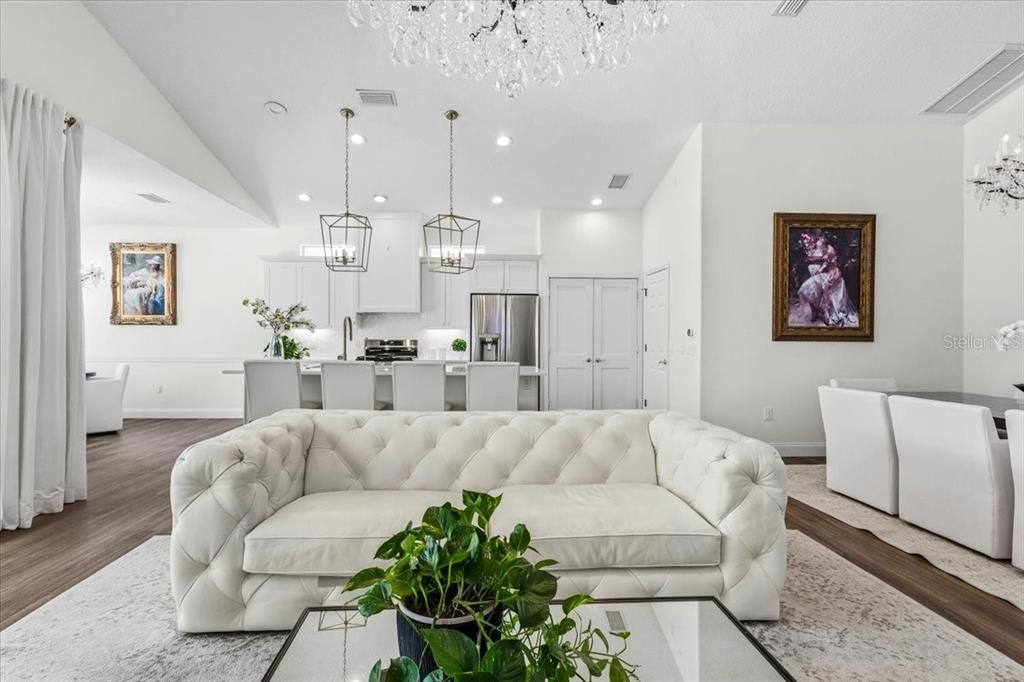 For Sale: $559,000 (2 beds, 2 baths, 1771 Square Feet)