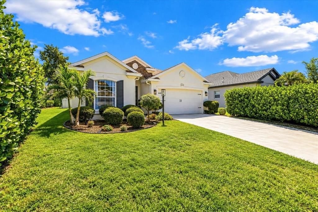 For Sale: $559,000 (2 beds, 2 baths, 1771 Square Feet)