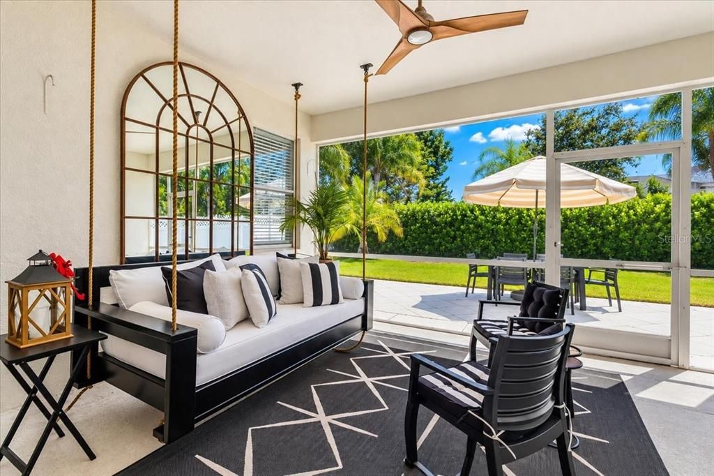 For Sale: $559,000 (2 beds, 2 baths, 1771 Square Feet)