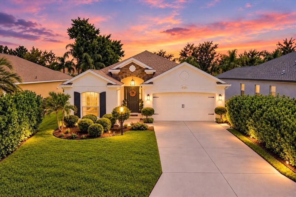 For Sale: $559,000 (2 beds, 2 baths, 1771 Square Feet)