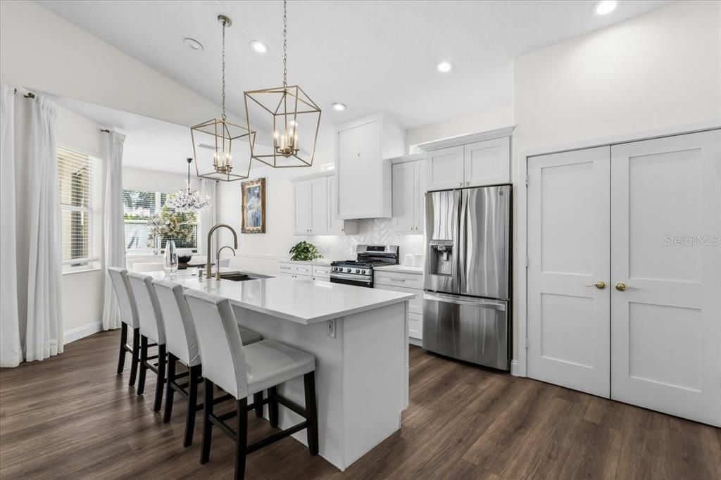 For Sale: $559,000 (2 beds, 2 baths, 1771 Square Feet)