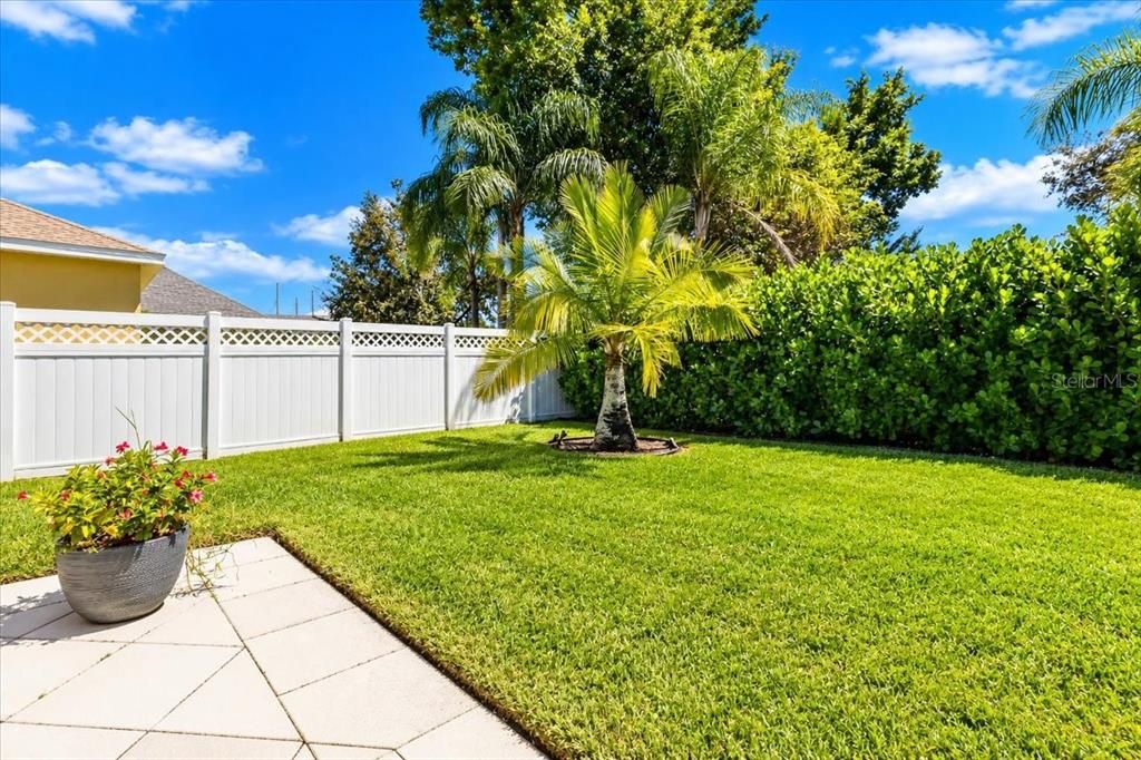 For Sale: $559,000 (2 beds, 2 baths, 1771 Square Feet)