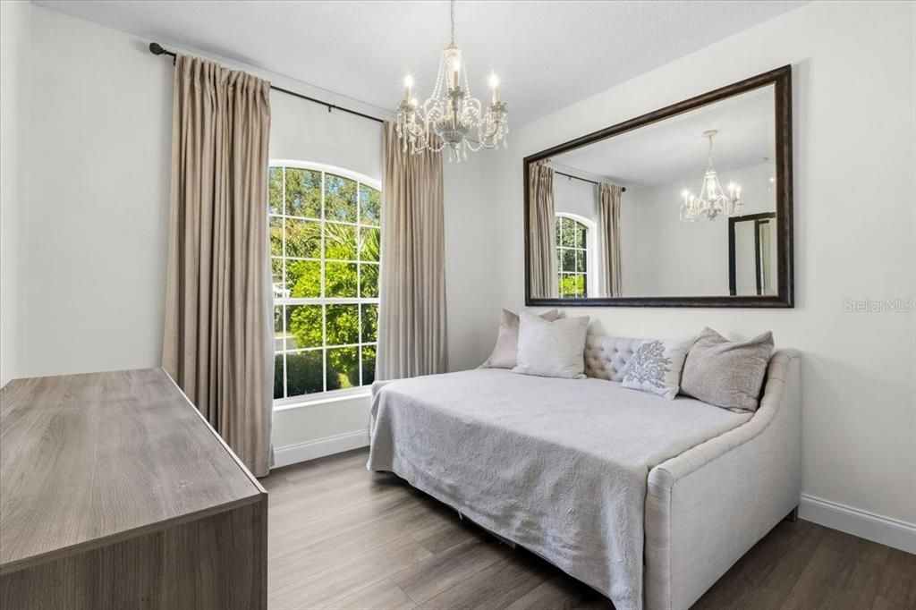 For Sale: $559,000 (2 beds, 2 baths, 1771 Square Feet)