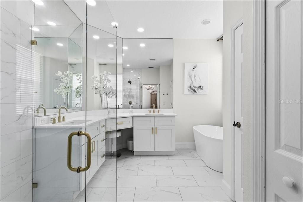 For Sale: $559,000 (2 beds, 2 baths, 1771 Square Feet)