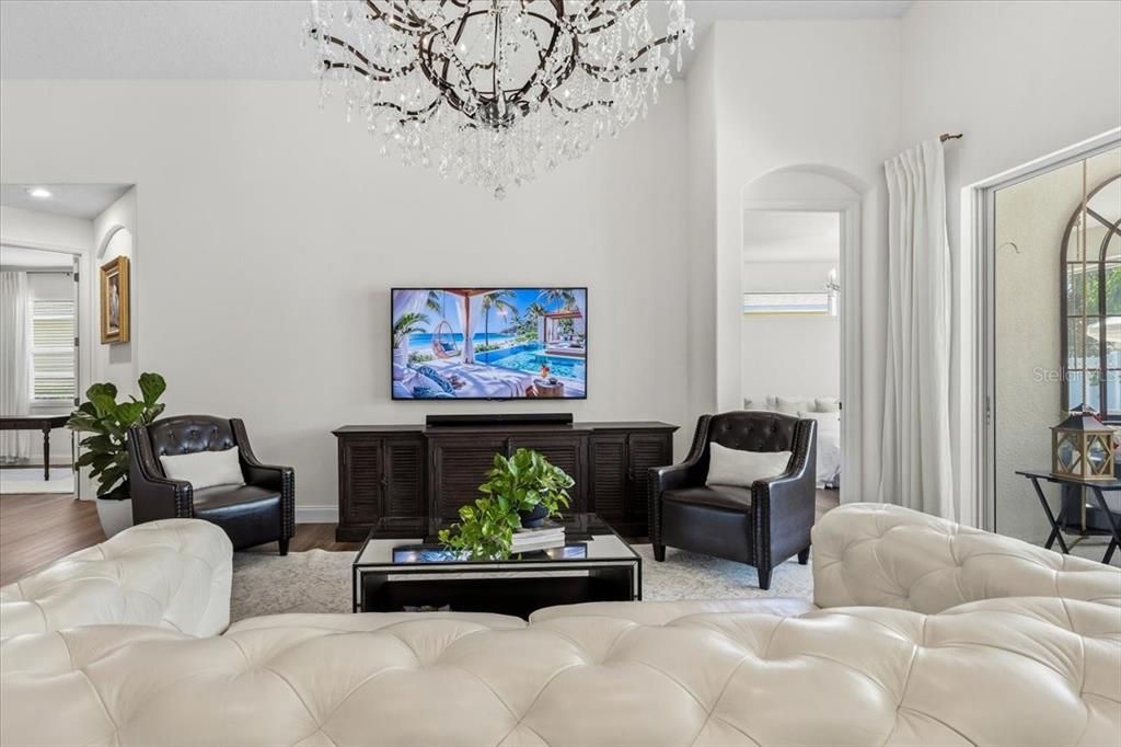 For Sale: $559,000 (2 beds, 2 baths, 1771 Square Feet)