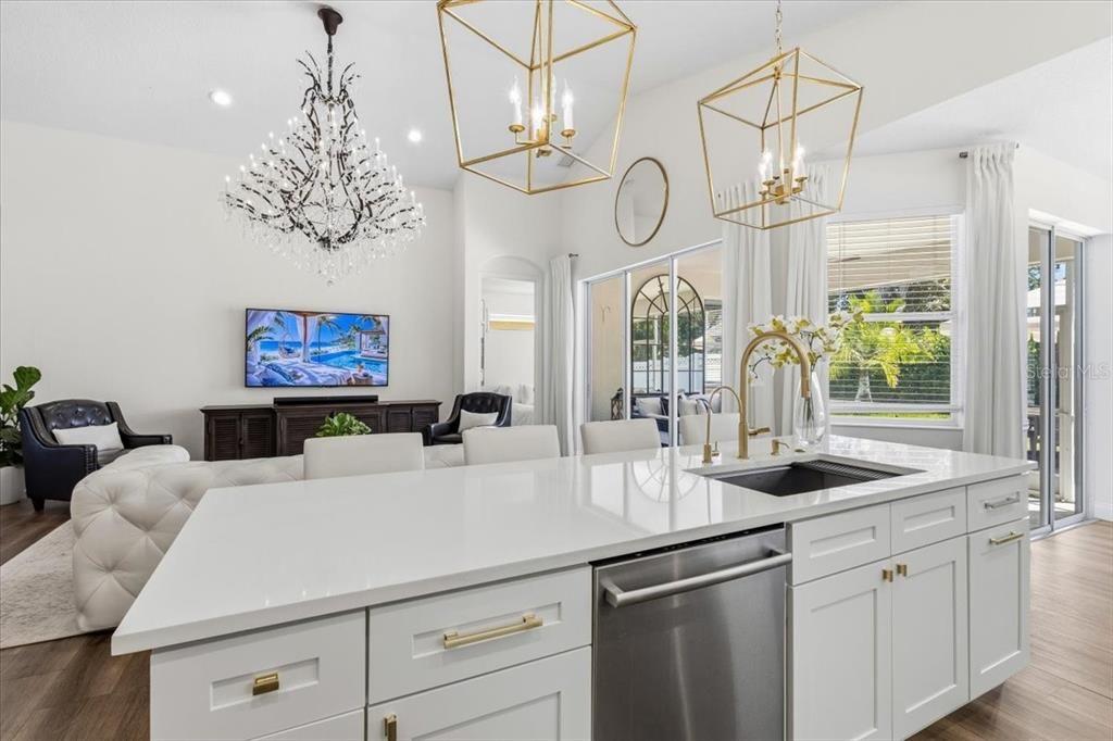 For Sale: $559,000 (2 beds, 2 baths, 1771 Square Feet)