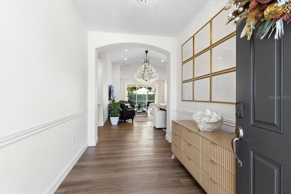 For Sale: $559,000 (2 beds, 2 baths, 1771 Square Feet)