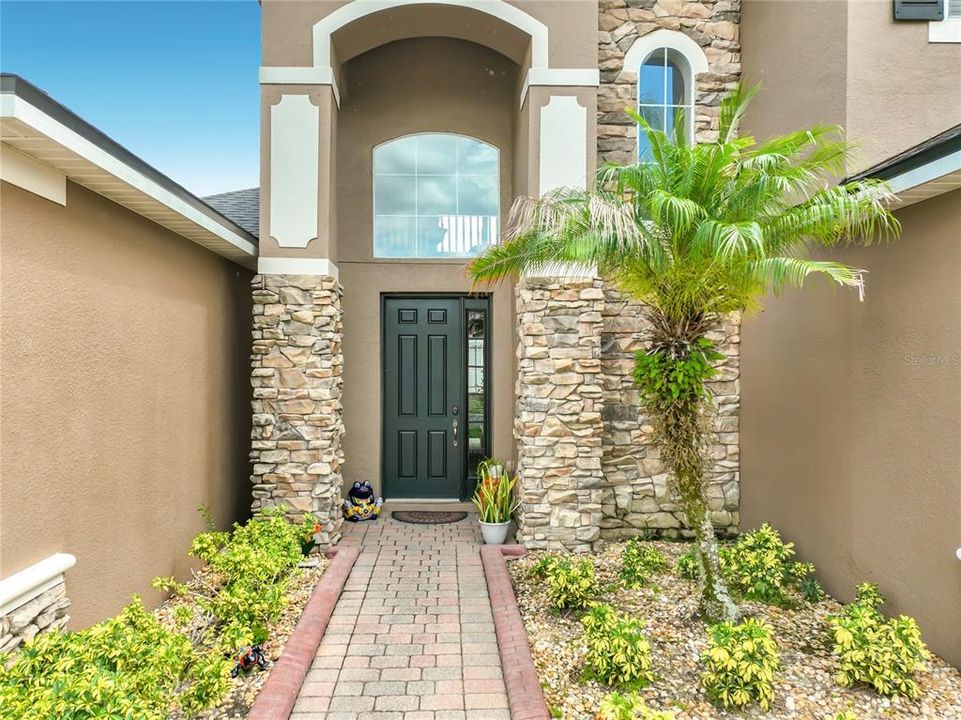En Venta: $725,000 (4 camas, 2 baños, 2844 Pies cuadrados)