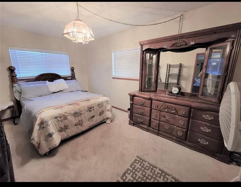 For Rent: $1,899 (3 beds, 2 baths, 1478 Square Feet)