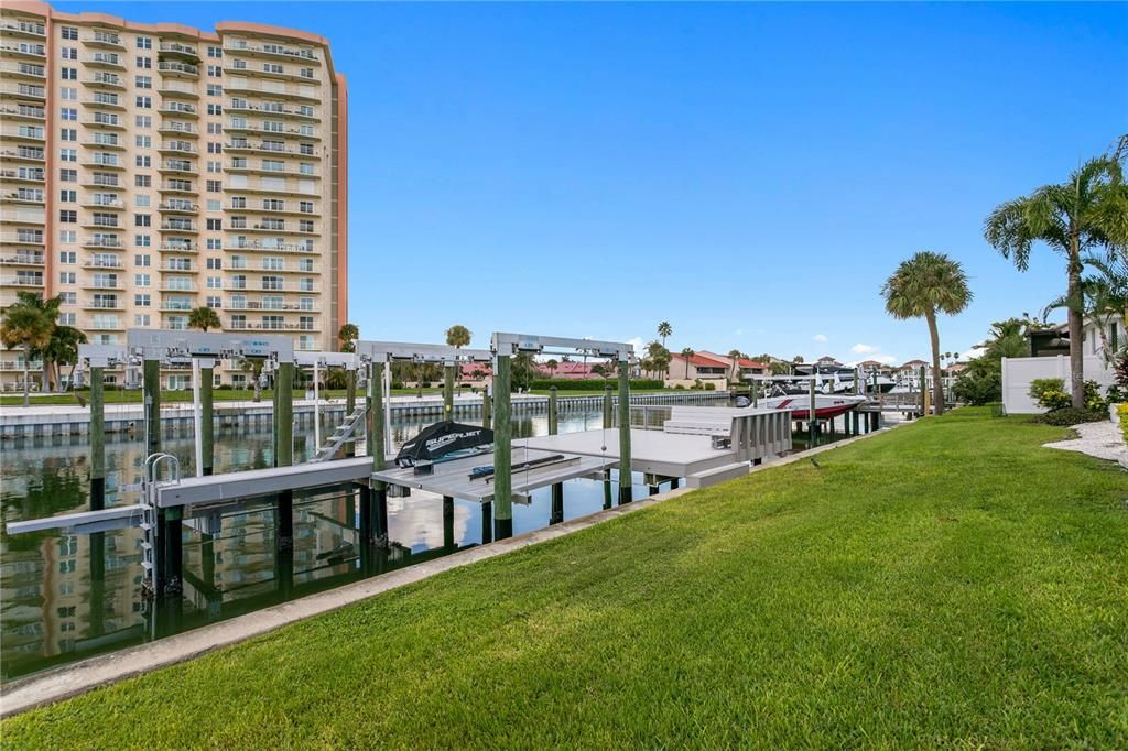 For Sale: $1,999,999 (4 beds, 3 baths, 2847 Square Feet)