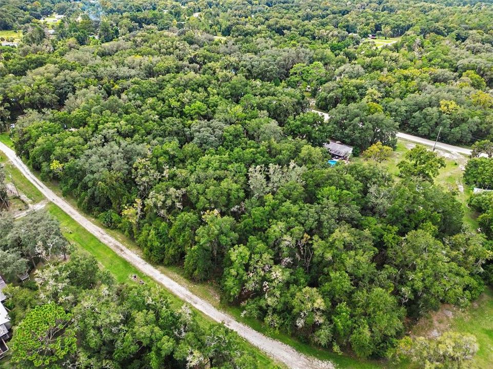 待售: $69,900 (2.15 acres)
