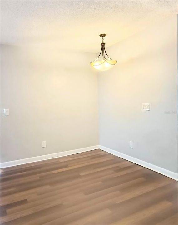 For Rent: $2,099 (2 beds, 2 baths, 927 Square Feet)