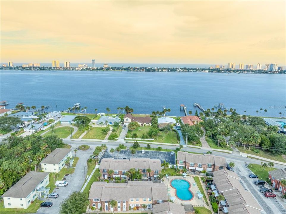 For Rent: $1,750 (2 beds, 1 baths, 1122 Square Feet)