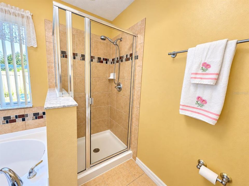 For Sale: $435,000 (3 beds, 2 baths, 2212 Square Feet)