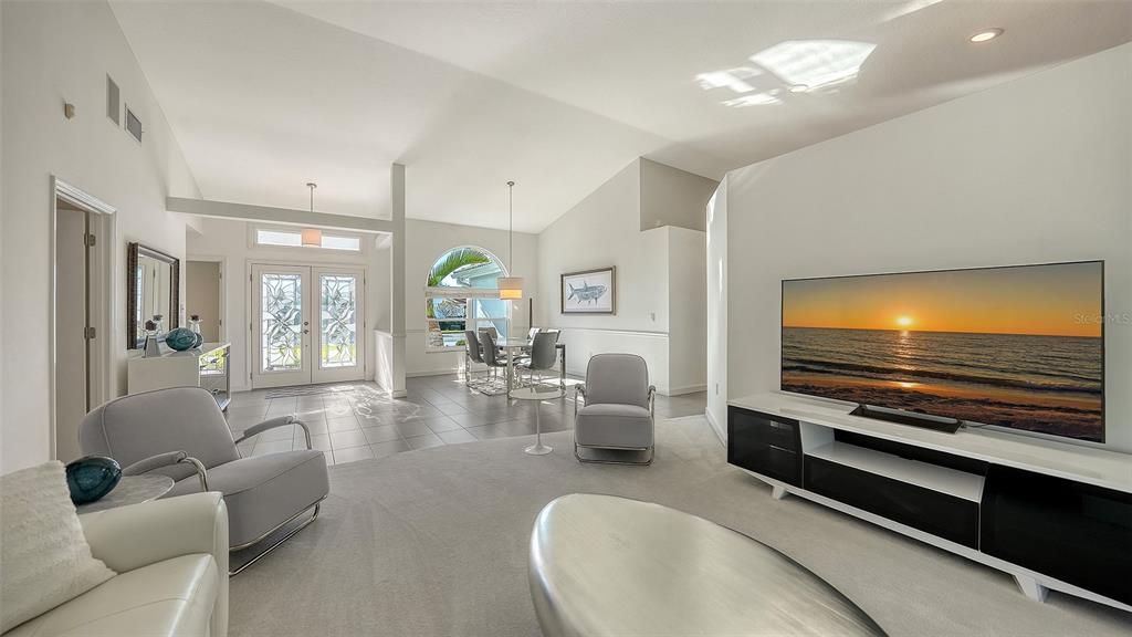 For Sale: $849,900 (3 beds, 2 baths, 2755 Square Feet)
