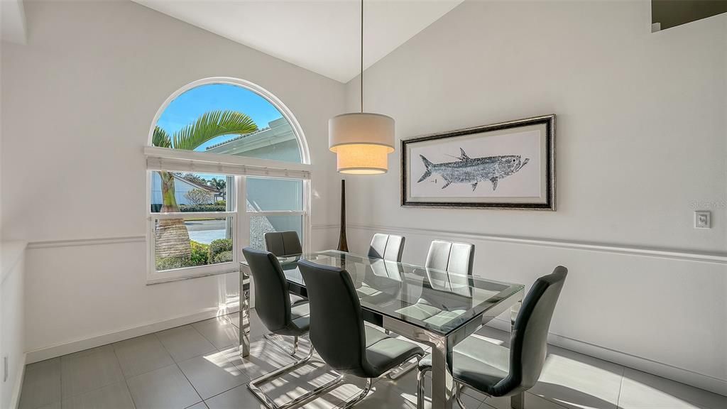 For Sale: $849,900 (3 beds, 2 baths, 2755 Square Feet)