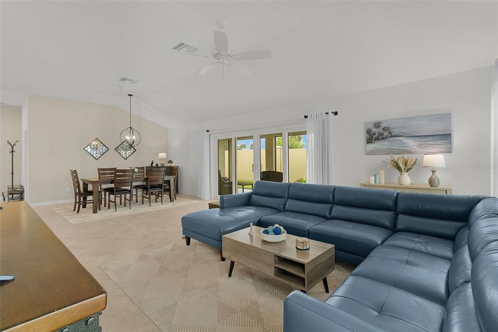 For Sale: $600,000 (3 beds, 2 baths, 2060 Square Feet)