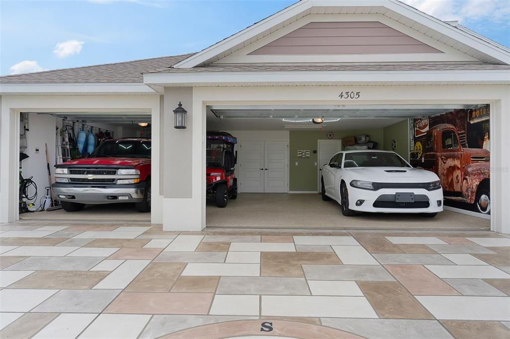 For Sale: $600,000 (3 beds, 2 baths, 2060 Square Feet)