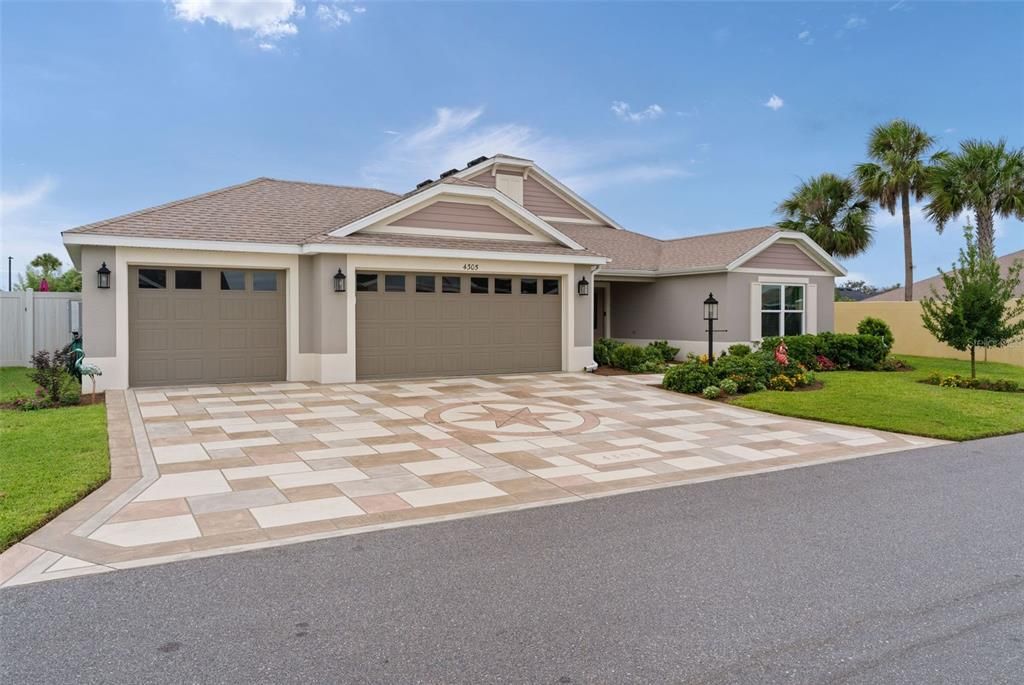 For Sale: $600,000 (3 beds, 2 baths, 2060 Square Feet)