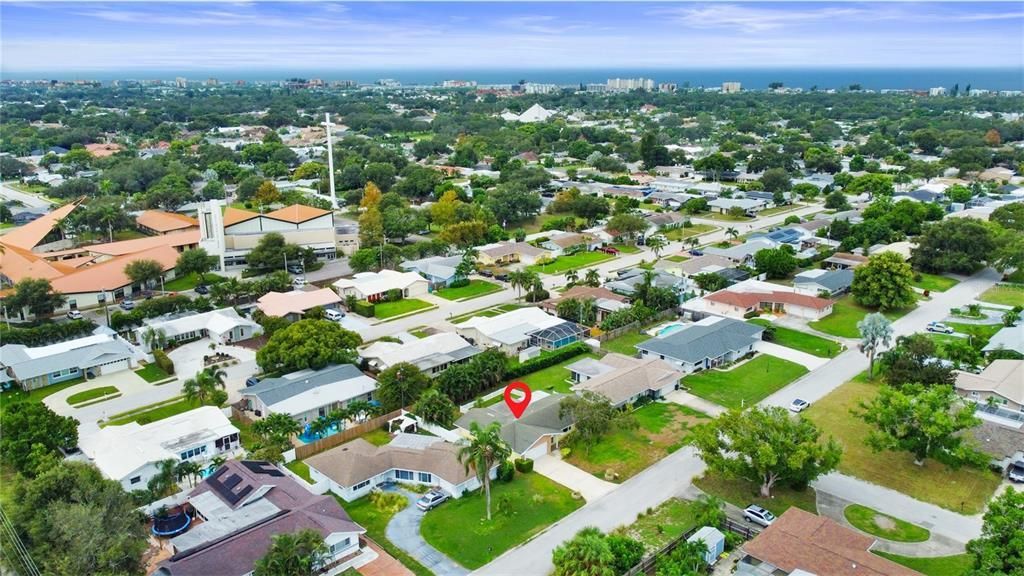 For Sale: $439,900 (2 beds, 2 baths, 1462 Square Feet)