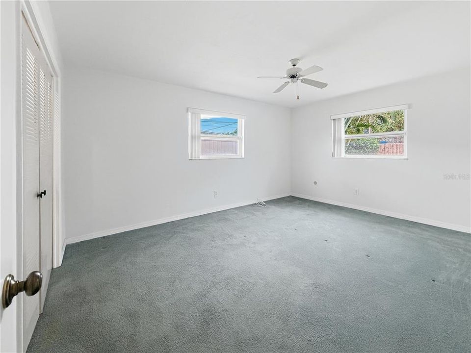 For Sale: $439,900 (2 beds, 2 baths, 1462 Square Feet)
