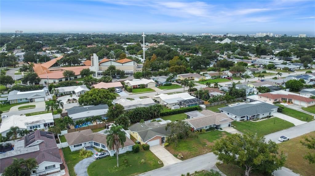 For Sale: $439,900 (2 beds, 2 baths, 1462 Square Feet)